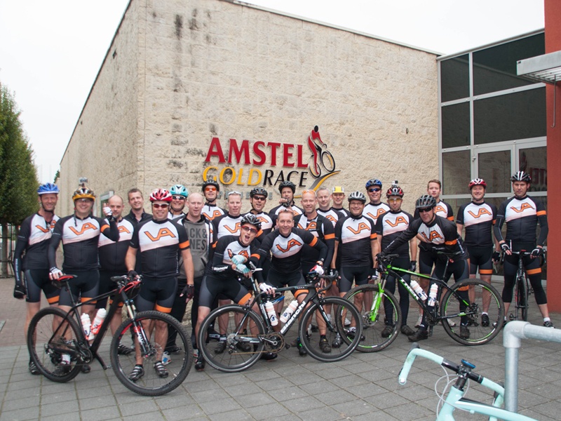 Visser Assen fietst team