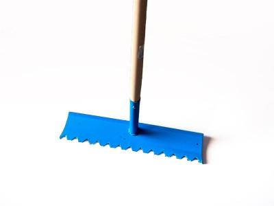 Betonhark getand houten steel