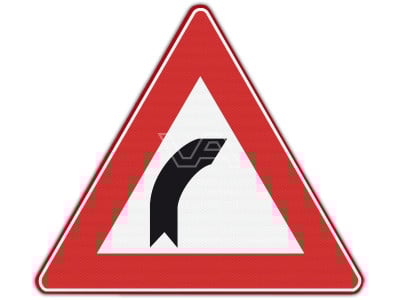 Verkeersbord RVV J02 - Bocht naar rechts